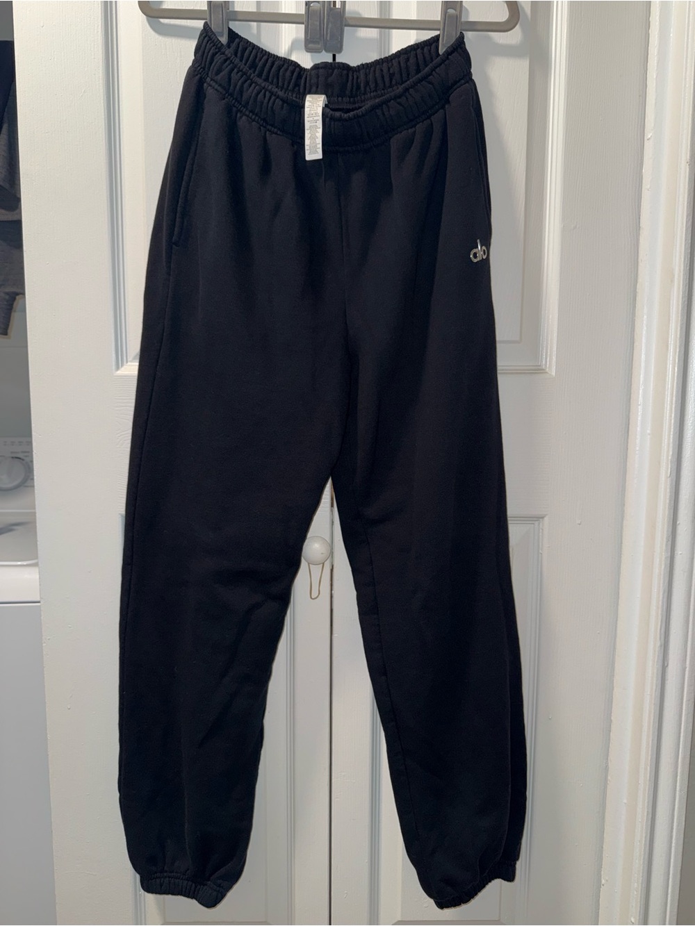 ALO Yoga Black Jogger Sweatpants